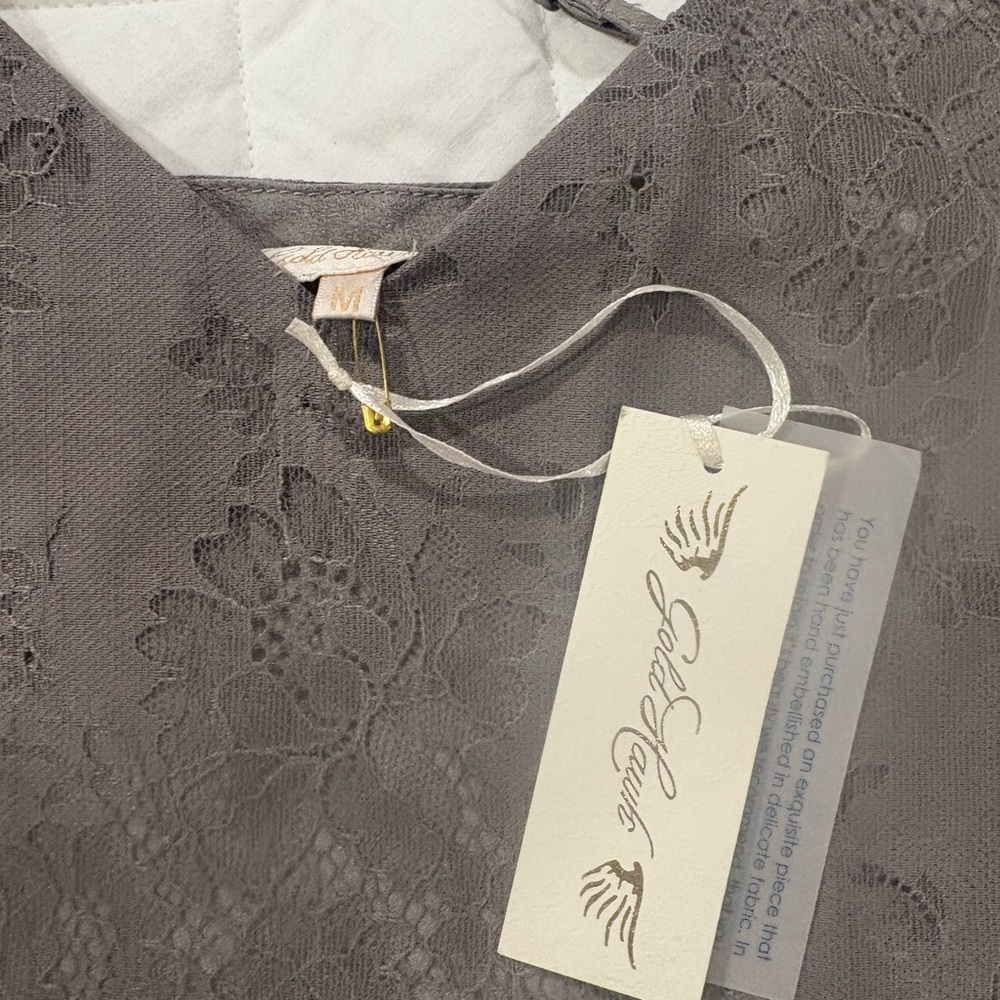 Elegant Gray Lace Camisole - Picture 2 of 3